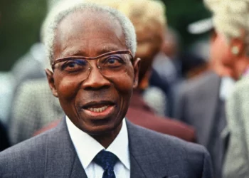 Léopold Sédar Senghor: Senegal delays auction in France