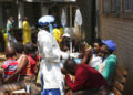 Zimbabwe announces 100 suspected cholera deaths and imposes restrictions on gatherings