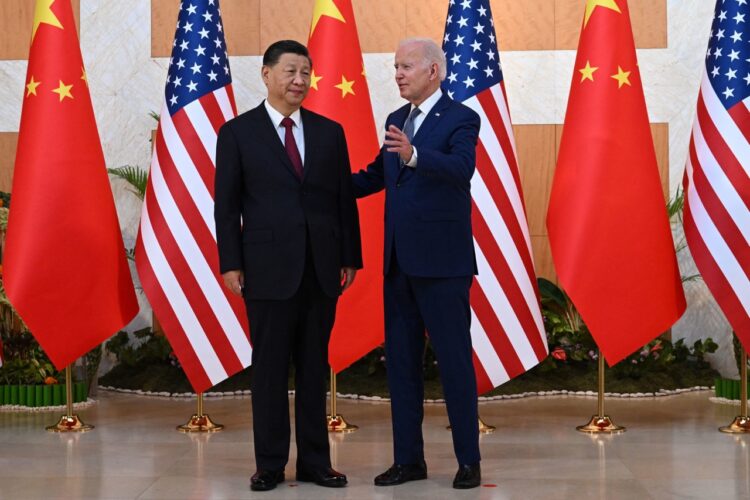 US President Joe Biden (R) and Chinese President Xi Jinping hold a meeting on the sidelines of the G20 Summit in Nusa Dua on the Indonesian resort island of Bali, November 14, 2022.