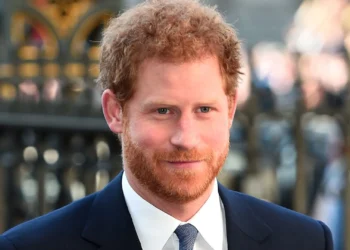 Prince Harry drops libel claim against Mail on Sunday publisher