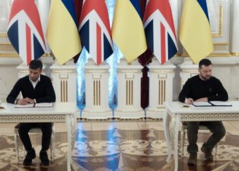 Ukraine and UK sign security agreement