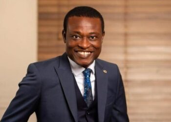 Special Prosecutor on Government Payroll