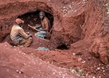 Mine landslide kills 22 people in Tanzania
