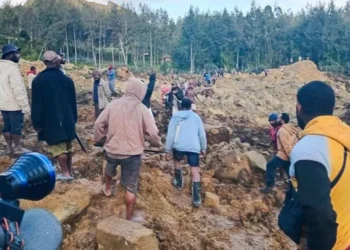 Many feared dead in massive Papua New Guinea landslide