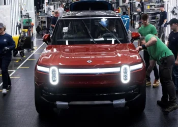 VW to invest up to $5bn in Tesla rival Rivian