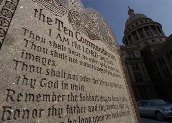 US: Louisiana orders every classroom to display Ten Commandments