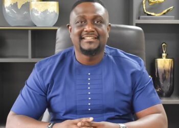 ECG Boss Resigns