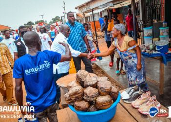 Bawumia Takes Campaign to Western North, Promises Bold Economic Solutions