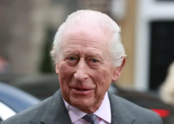 UK: King experiences temporary side effects of cancer treatment