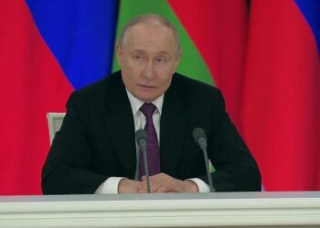 Putin sets out conditions for Ukraine ceasefire